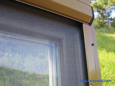 comment installer une moustiquaire sur une fenêtre en plastique