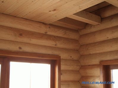 Chevauchement dans une maison en bois: types, avantages et inconvénients