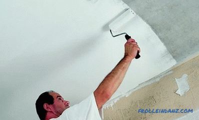 Blanchir le plafond avec leurs propres mains avec de la craie ou de la peinture à base d'eau + Vidéo