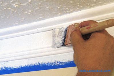 Comment peindre le socle du plafond - la technologie de la peinture du socle