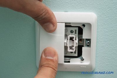 Comment connecter un interrupteur avec deux clés + Photo
