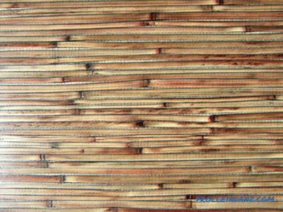 Plancher chaud sous linoléum sur un plancher en bois