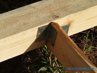 Comment fixer le bois au bois